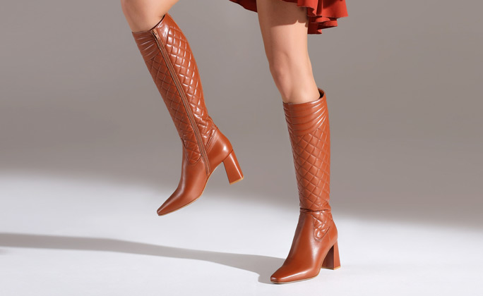 High heel elegant boots